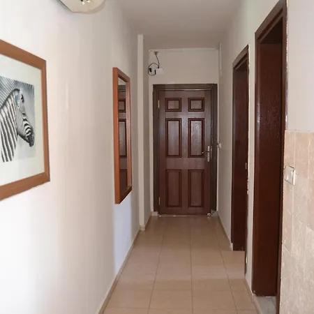 Safarı Suıt Side
